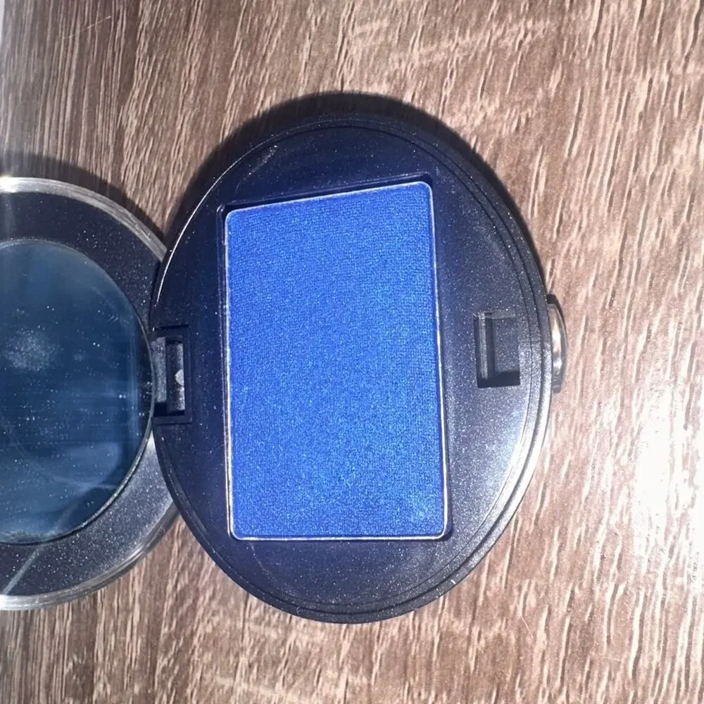 Urban Decay eyeshadow adore deluxe